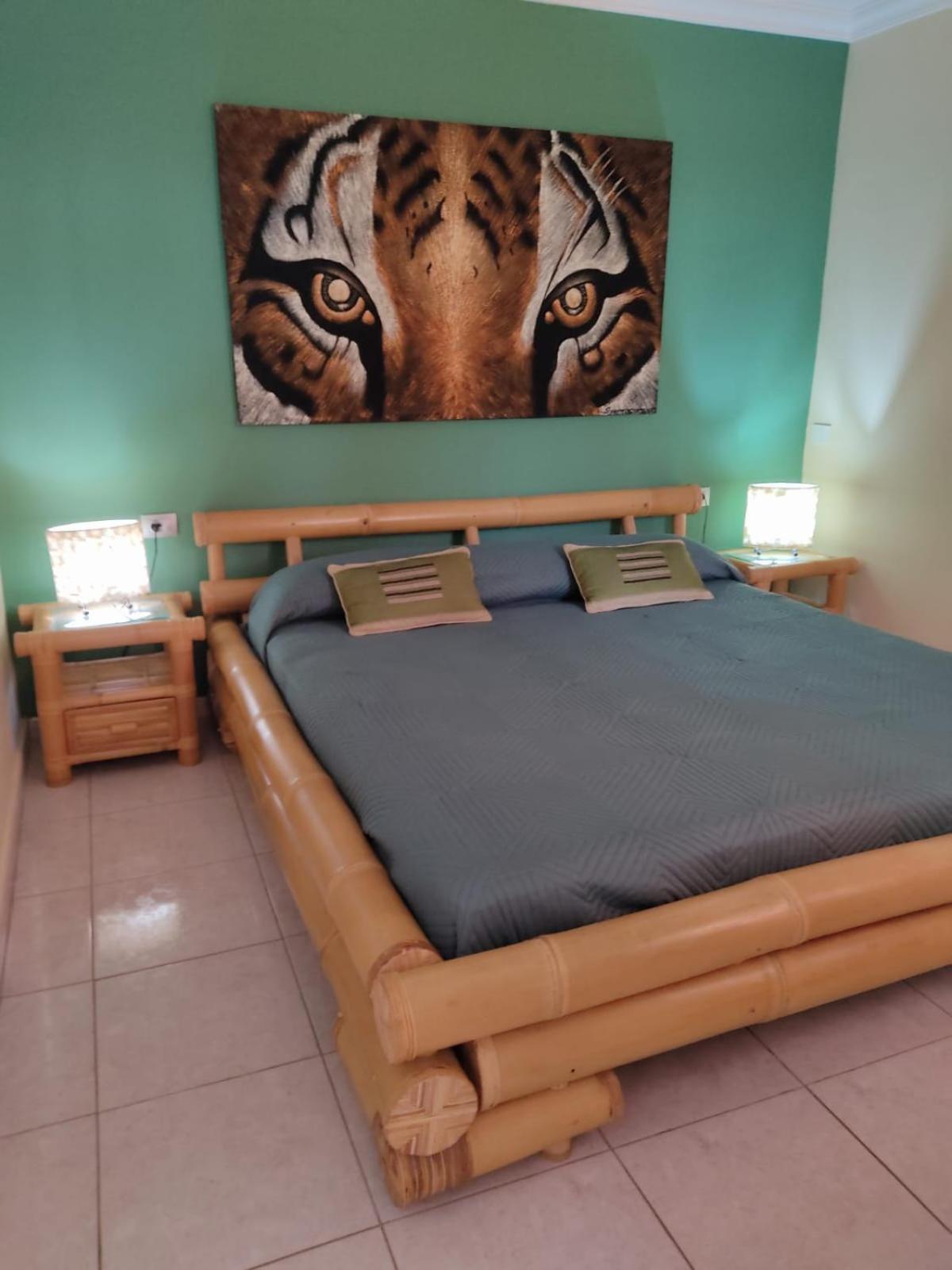 Casa Lucia Apartment อาโรนา ภายนอก รูปภาพ