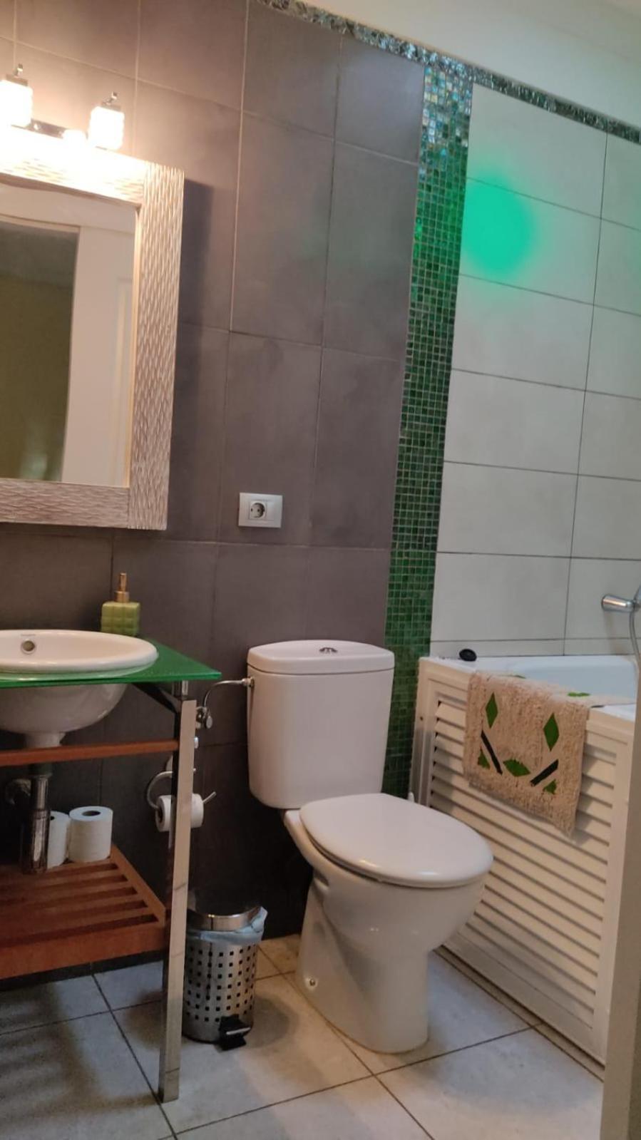 Casa Lucia Apartment อาโรนา ภายนอก รูปภาพ